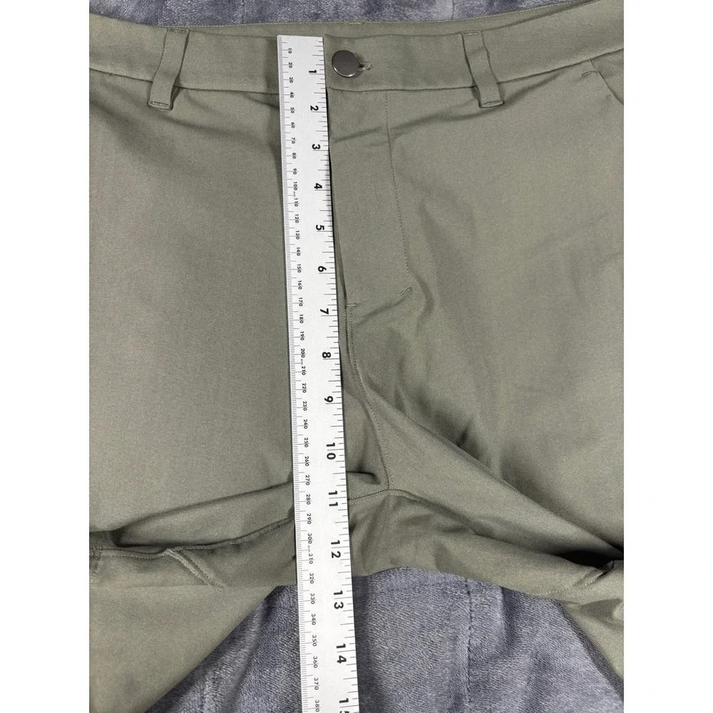 Lululemon Commission Golf Shorts 33 Olive Green Warpstreme LM7BMHS 7 Inch Inseam